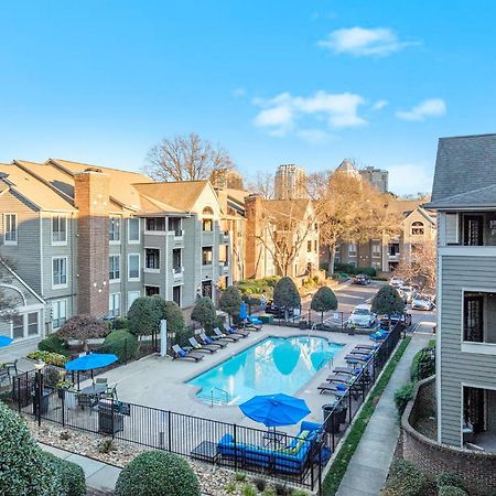 Charming Apartment With Wi-Fi シャーロット エクステリア 写真