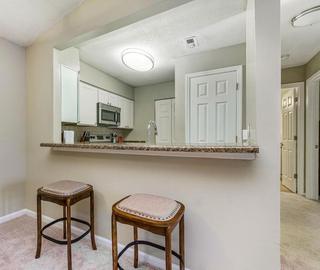 Charming Apartment With Wi-Fi シャーロット エクステリア 写真